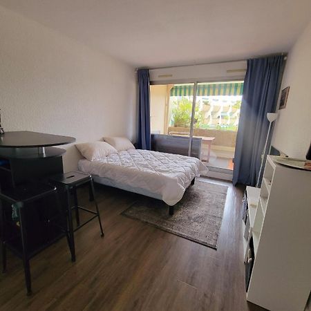 Studio 237 Port Camargue, Piscine, Climatisation, 2 Personnes Le Grau-du-Roi Eksteriør bilde